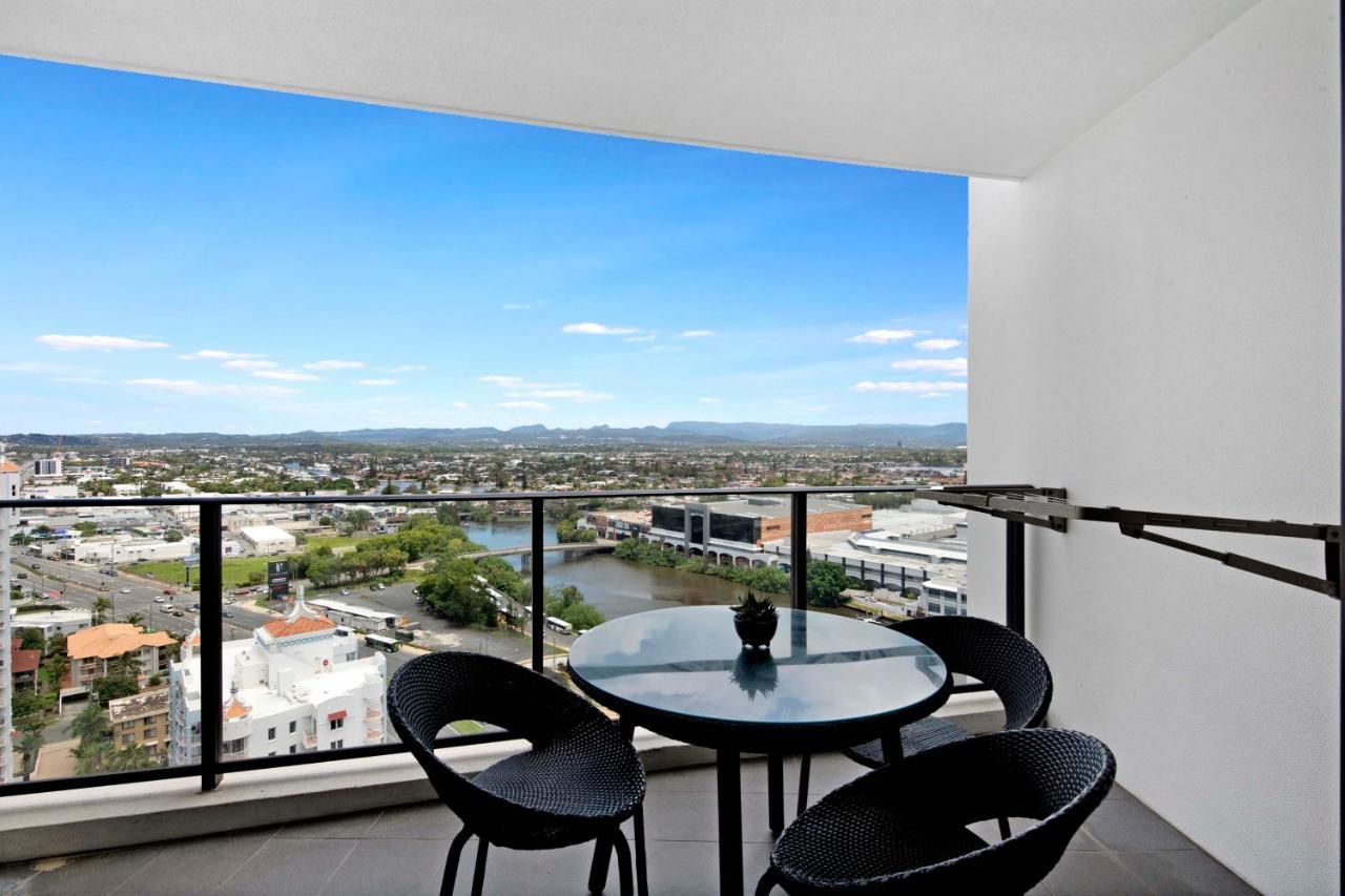 Sierra Grand Broadbeach - Self Contained & Privately Managed Apartments Gold Coast Exterior foto